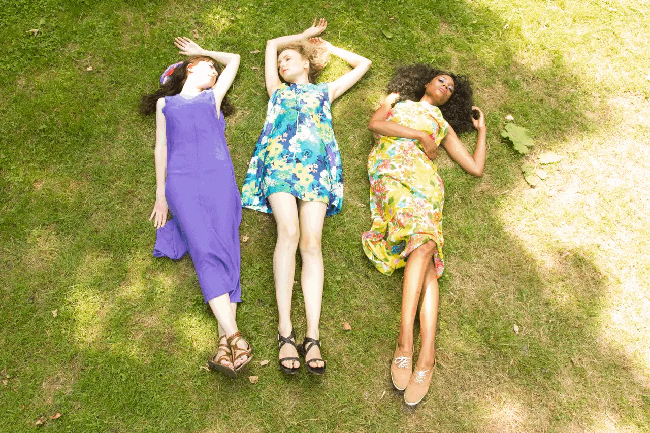 Honeysuckle & Hearts - Photography